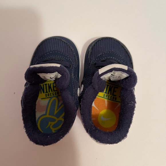 NIKE FORCE 1 Crib SE (CB) Size 4C Navy Blue Booties Shoes
DB4078-400 - Picture 2 of 6